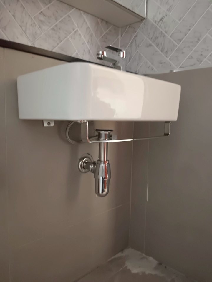 ช่างไฟฟ้าติดตั้งอ่างล้างหน้าติดผนัง รับเหมาไฟฟ้าบ้าน เดินสายไฟ ช่างไฟฟ้ากรุงเทพ