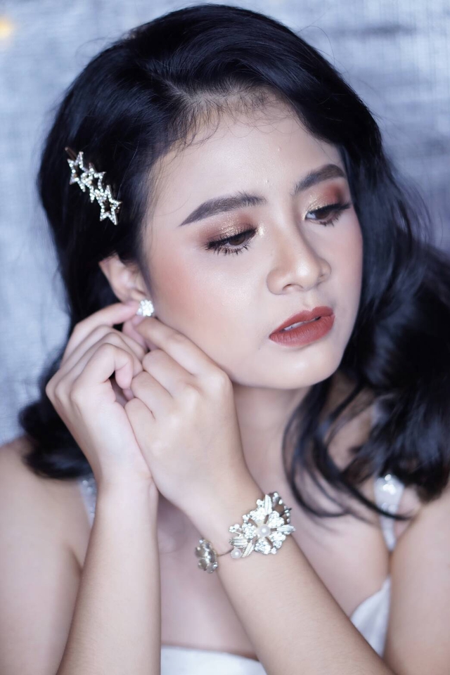 ช่างแต่งหน้า - รับแต่งหน้าทำผมทุกโอกาสสำคัญ - 12