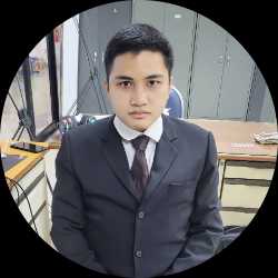 นายจิรายุส ทิพย์พินิจ