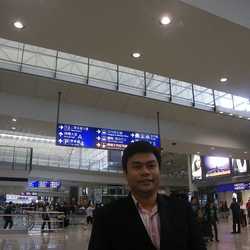 director147 086 08033