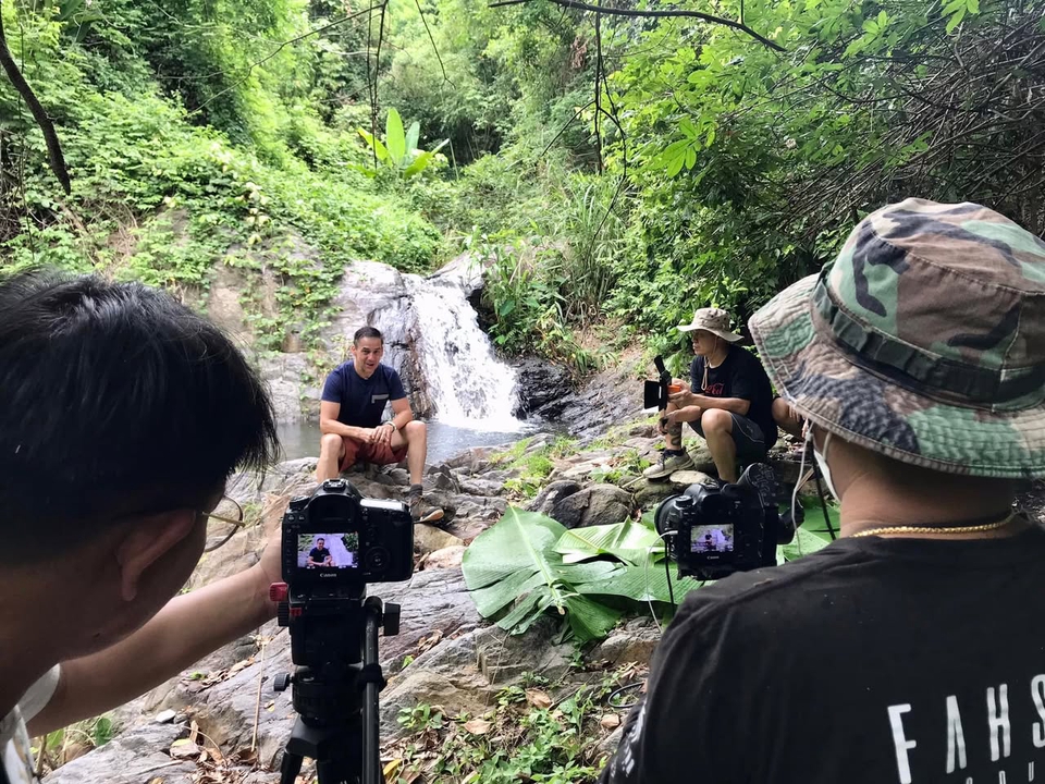 รับทำวีดีโอโฆษณา รับผลิตวีดีโอโฆษณา บริการถ่ายทำและตัดต่อวีดีโอ รับทำ vdo โฆษณา