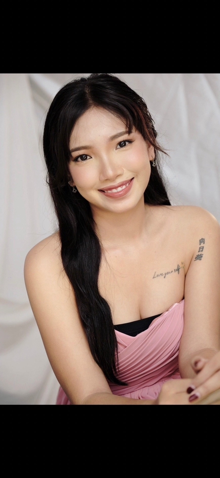 ช่างแต่งหน้า รับแต่งหน้า ทําผม รับปริญญา แต่งหน้าทำผม เพื่อนเจ้าสาว