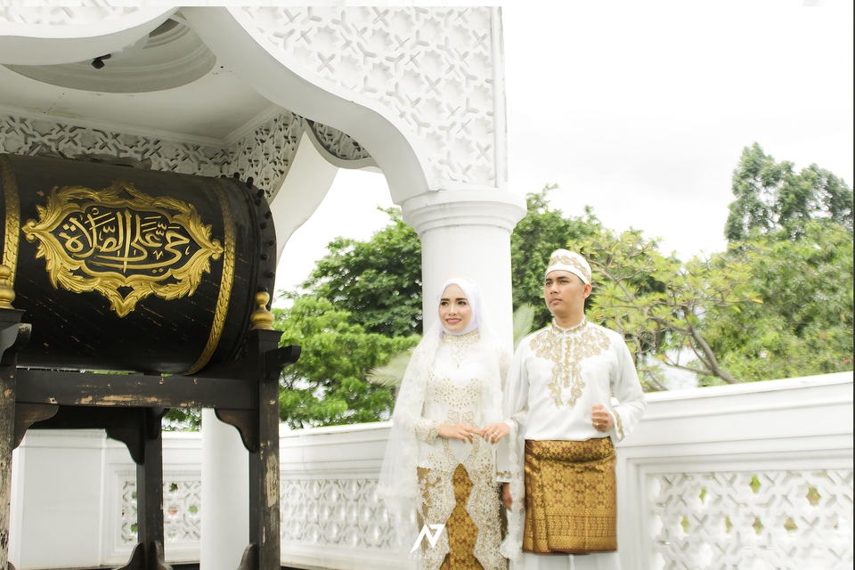 Jasa Fotografi Prewedding di Studio dengan Nuansa Islami, Fotografer Profesional, Harga Terjangkau.