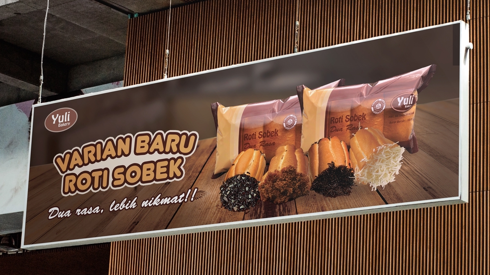 Spanduk Promosi Roti Sobek Yuli Bakery dengan Varian Baru, Dua Rasa, Lebih Nikmat.
