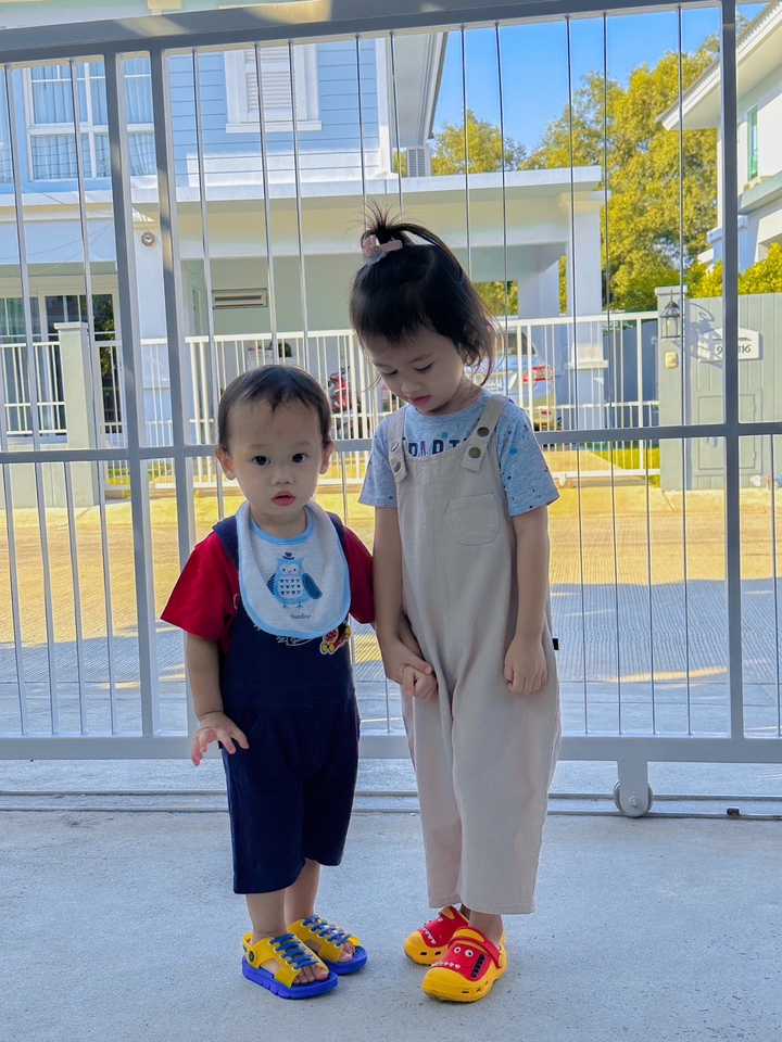 เน็ตไอดอลและบล็อกเกอร์รีวิว - รับรีวิว,ถ่ายแบบเสื้อผ้าผู้หญิง/ เสื้อผ้าเด็ก / เครื่องสำอาง / สถานที่ท่องเที่ยวต่างๆ - 6