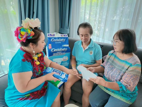 เน็ตไอดอลและบล็อกเกอร์รีวิว - รีวิว สินค้าและบริการสำหรับผู้สูงอายุ-ครอบครัว - 6