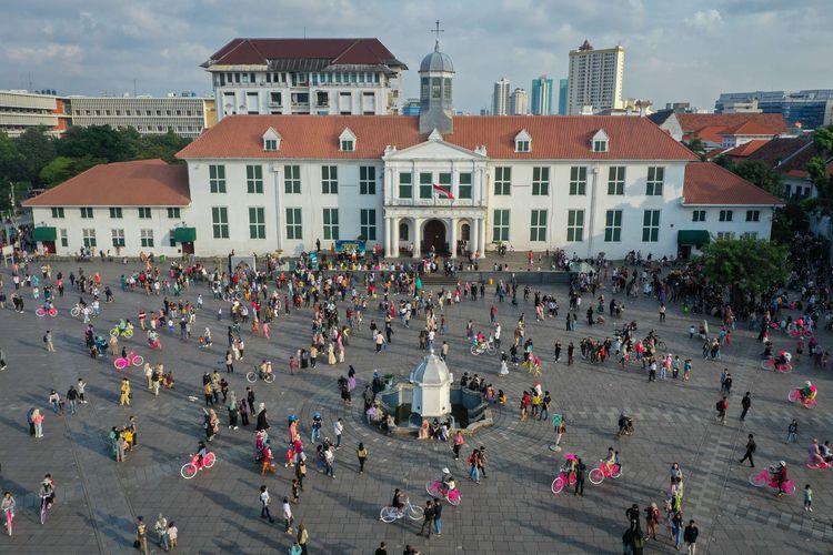 Jasa Menyusun Rencana Perjalanan Wisata ke Jakarta dengan mengunjungi Monumen Nasional
