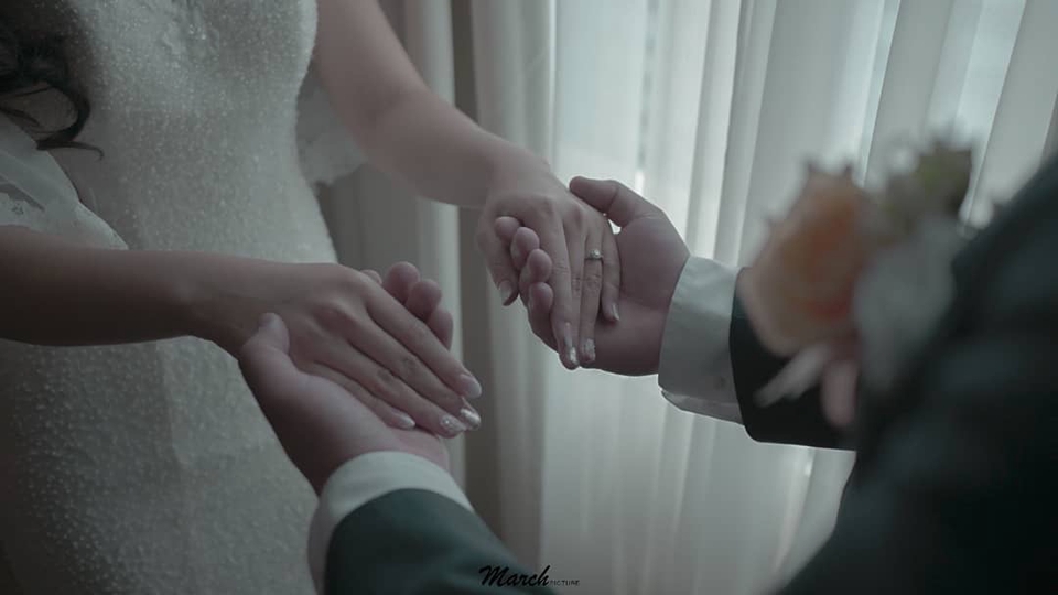Jasa Foto Prewedding Romantis: Fotografer Profesional, Harga Terjangkau, Paket Prewedding Murah