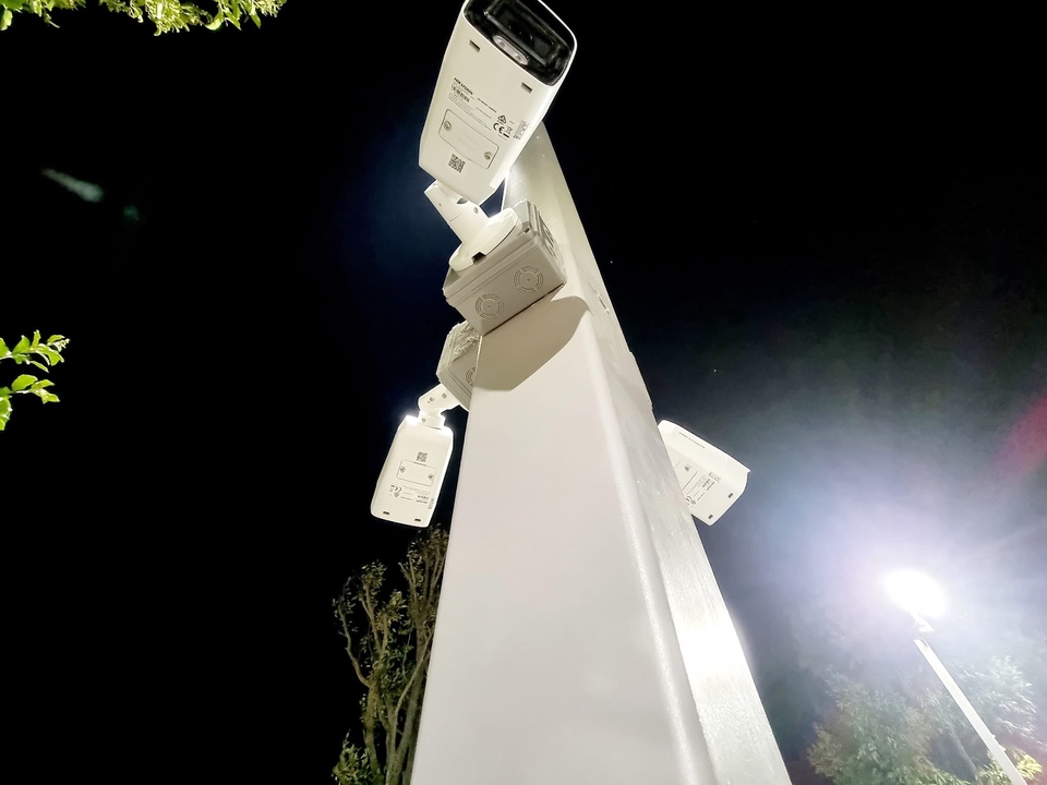 ระบบรักษาความปลอดภัย เซิร์ฟเวอร์ กล้องวงจรปิด ติดตั้งระบบเครือข่าย