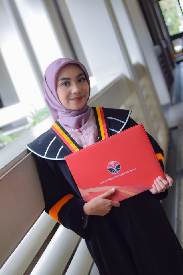 Fotografi - Bandung - Purwakarta. Foto Graduation, Prewedding, Wedding, dan foto lainnya. - 18