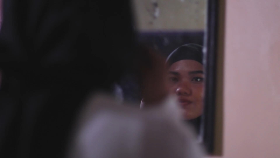 Jasa editing video profesional untuk YouTube, vlog, dan lainnya.