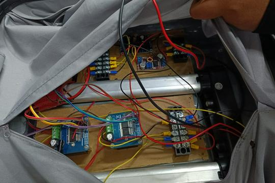 Jasa Pembuatan Robot dan Elektronika - Arduino dan IoT projek, dan pembuatan rangkaian Skematik Projek