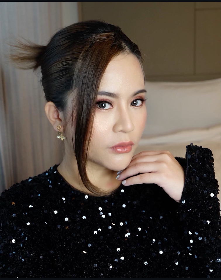 ช่างแต่งหน้ารับปริญญา แต่งหน้าสไตล์เกาหลี สวยหวานรับปริญญา