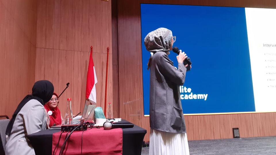 Pengembangan Diri - Boosting Confidence, becoming a professional speaker - 3