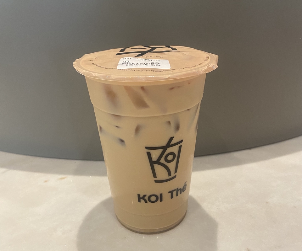 Jasa review produk Koi Thé: Ulasan minuman teh susu kekinian di cafe.  Rating bintang lima.