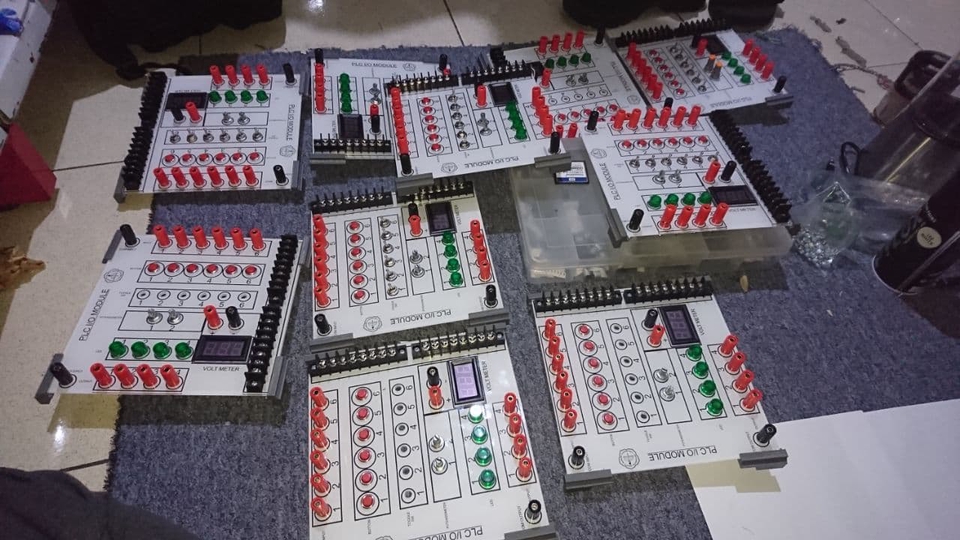 Elektronik & Robotika - Pembuatan Modul Praktikum Berbasis PLC (Programable Logic Control) dan Mikrokontroler - 8