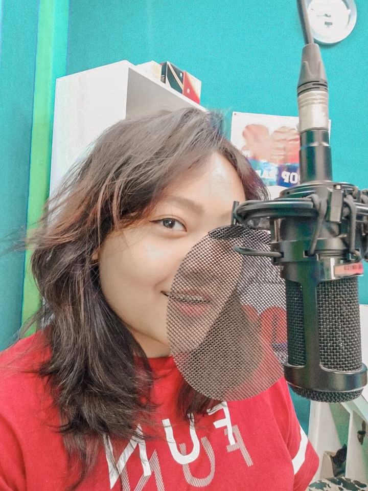 Sulih suara (dubbing, looping) - Voice Over Female/Wanita Professional Indonesia & English - 5