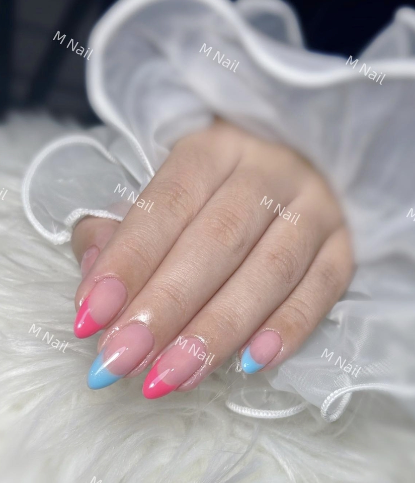 บริการทำเล็บที่บ้าน เจลสีพาสเทลสวยๆ ช่างทำเล็บมืออาชีพ