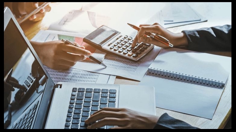 Jasa data entry freelancer profesional untuk input data ke dalam spreadsheet Excel