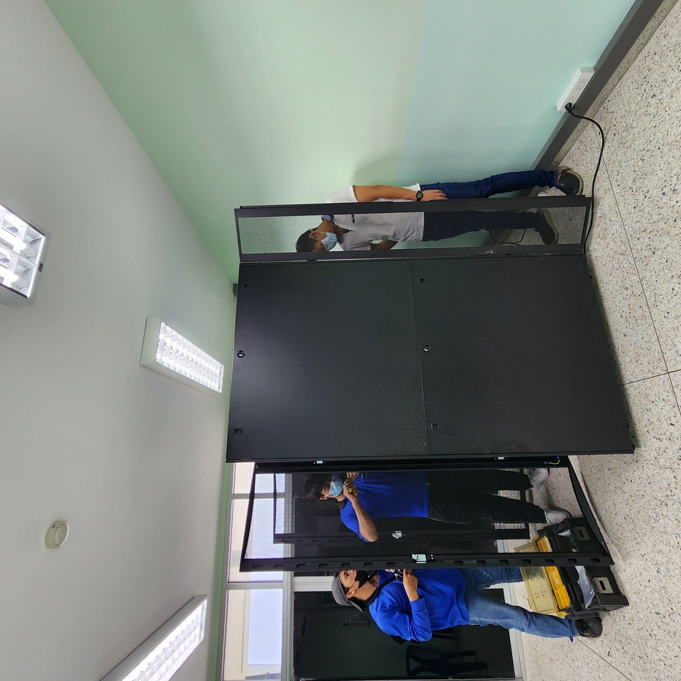 รับติดตั้งเซิร์ฟเวอร์ วางระบบเครือข่าย server ในอพาร์ทเมนท์