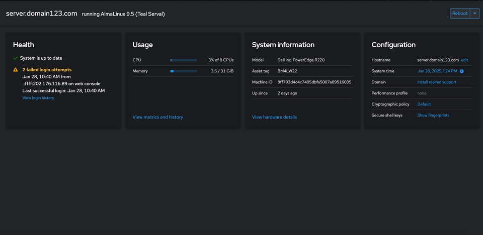 ภาพแสดงการตรวจสอบสถานะของเซิร์ฟเวอร์ พร้อมข้อมูลการใช้งานและการกำหนดค่า