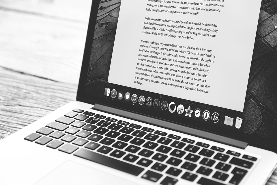 Proofreading - Native English speakers, experienced academic proofreader, and copywriter. - 4