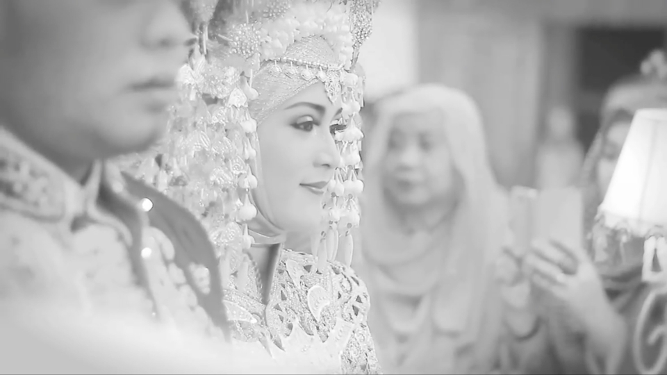 Jasa Video Shooting dan Pembuatan Video - Wedding Clip Video Pernikahan