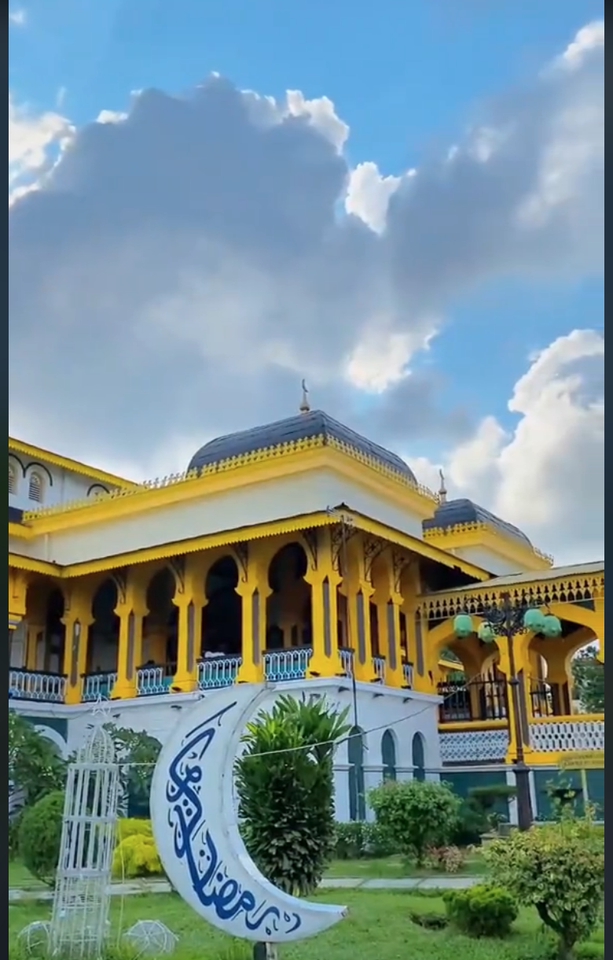 Jasa pembuatan video company profile dengan kualitas profesional dan harga terjangkau untuk promosi bisnis anda.