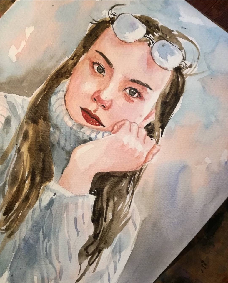 รับวาดภาพเหมือน สีน้ำ ผู้หญิงผมยาว ใส่แว่น