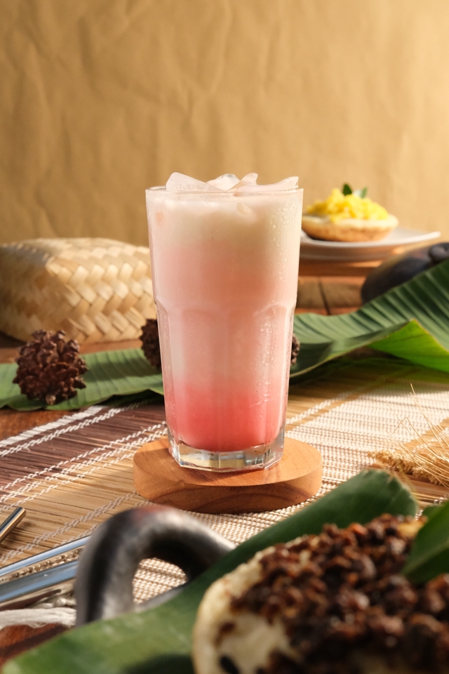 Jasa foto produk makanan dengan background putih, cocok untuk keperluan menu restoran, online shop, dan branding makanan.