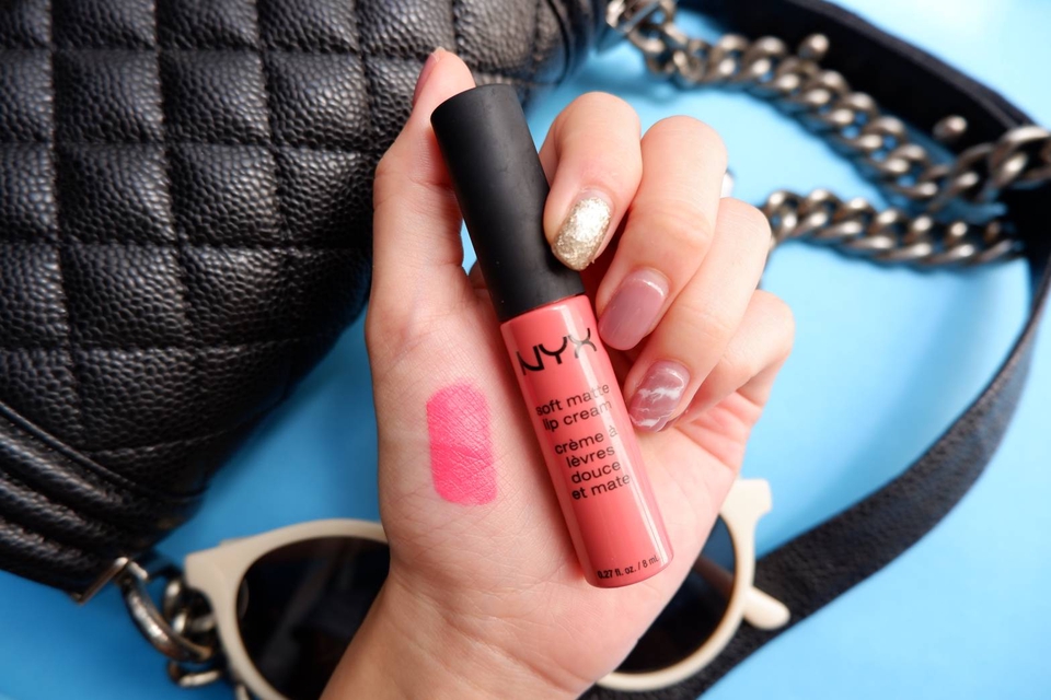 เน็ตไอดอลและบล็อกเกอร์รีวิว - รีวิวสินค้า เสื่อผ้า สถานที่ บริการความงาม ใน twitter , jeban , ig - 17