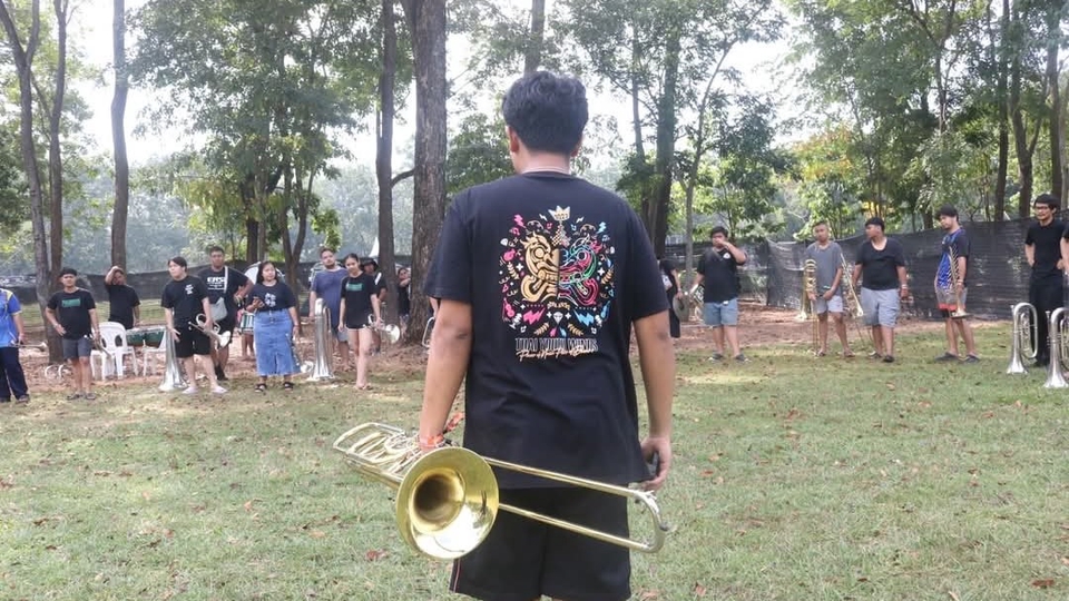 นักดนตรี วงดนตรี - สอน trombone และเครื่อง brass - 3