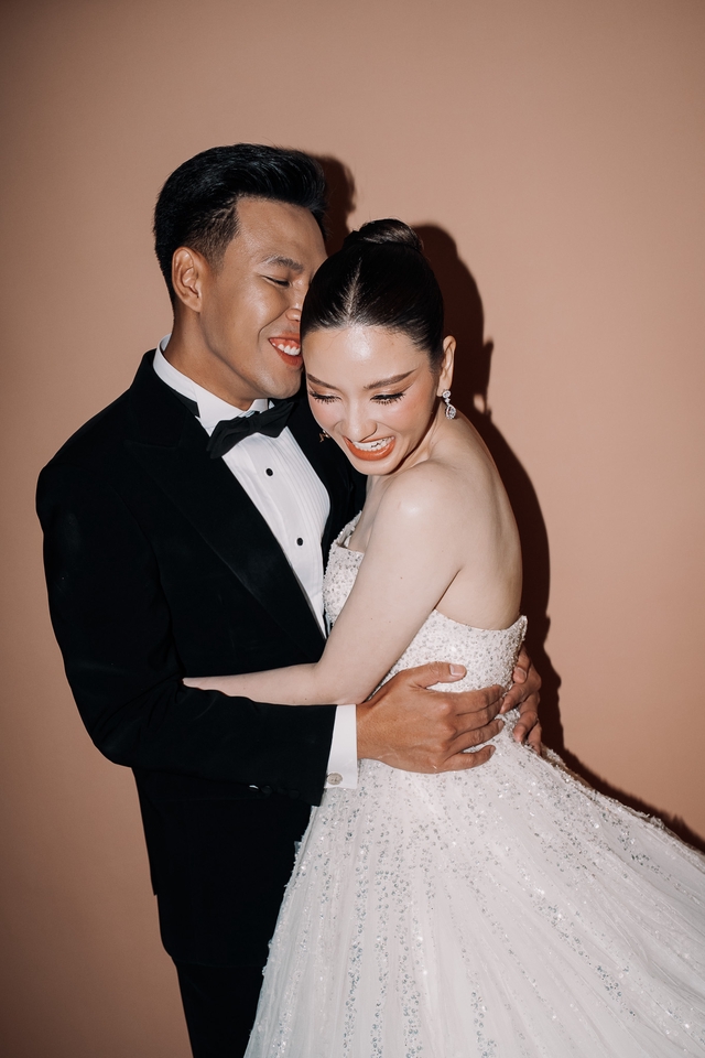 รับถ่ายวีดีโองานแต่งงานสวยๆ ตัดต่อวีดีโอไฮไลท์งานแต่ง