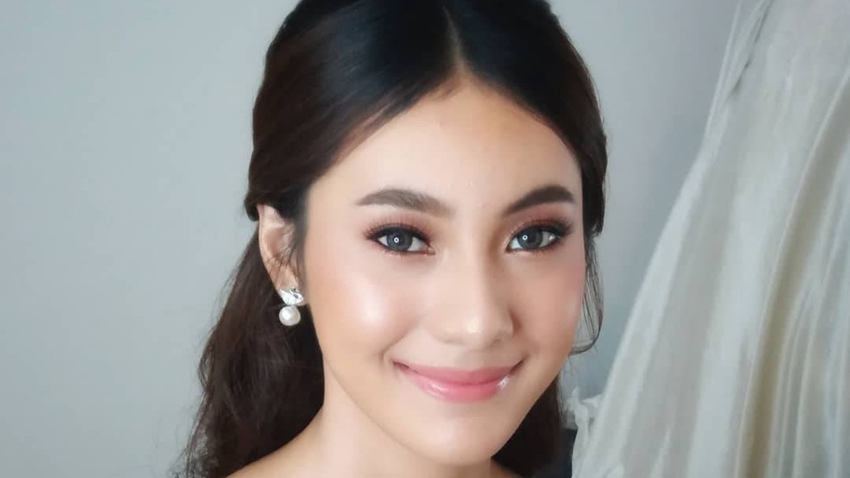 ช่างแต่งหน้า - แต่งหน้าทำผมรับปริญญา เจ้าสาว เพื่อนเจ้าสาว ออกงานต่างๆ - 9