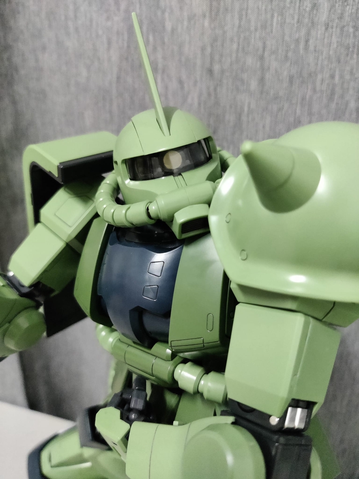 รับทำโมเดลกันดั้ม 1/144 สีเขียว สั่งทำของขวัญวันเกิด