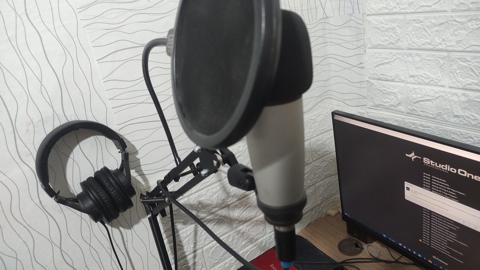 Jasa Voice Over, Dubbing, dan Pengisi Suara Video - Pengisi Suara Channel Youtube Murah, Pembaca Narasi & Dubbing Suara Pria