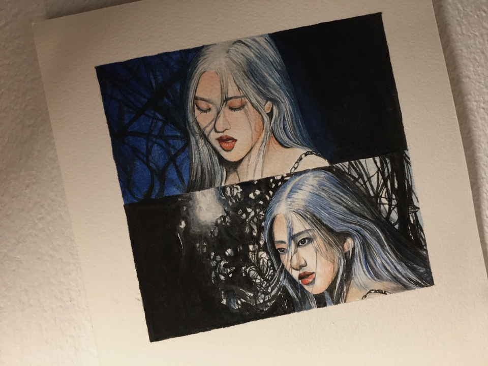 รับออกแบบภาพประกอบ เหมือนจริง ของใบหน้า ผู้หญิง 2 คน ในธีมมืดๆ สไตล์วาดมือ