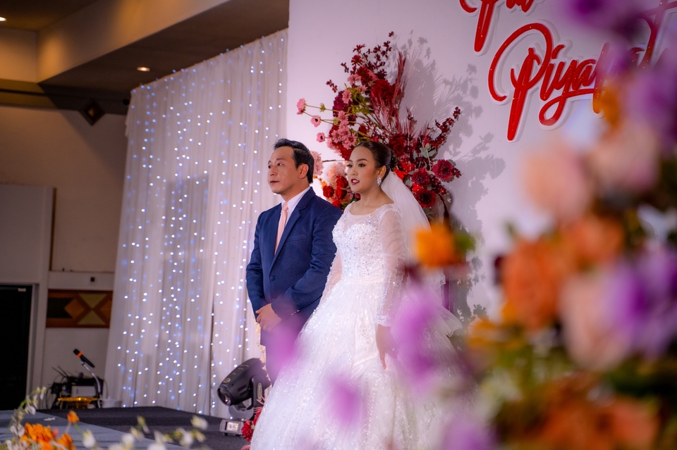 ช่างภาพงานแต่ง รับถ่ายภาพงานแต่งงาน ถ่ายรูปแต่งงาน รับถ่ายรูปพรีเวดดิ้ง ถ่ายพรีเวดดิ้ง