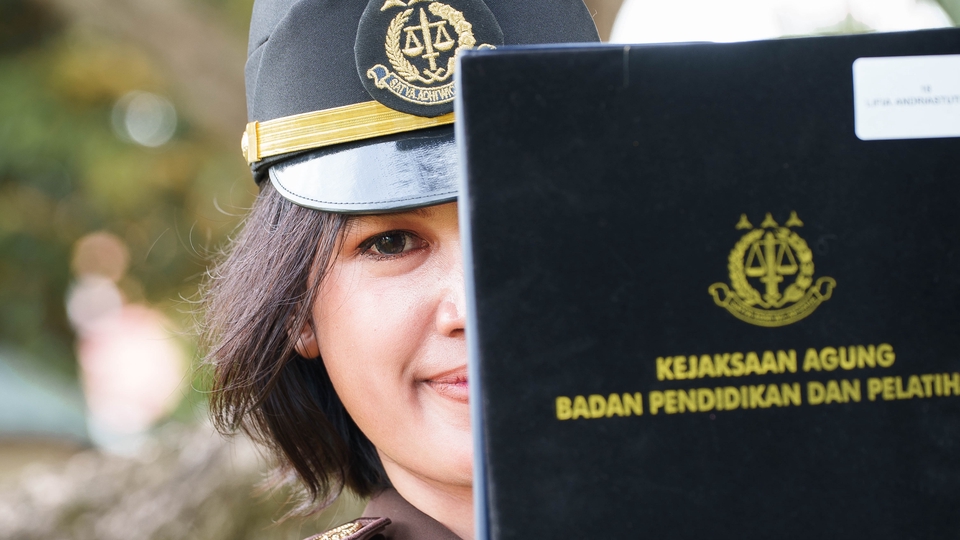 Jasa Foto Wisuda Profesional dan Terpercaya - JASA FOTO WISUDA/GRADUATION - JABODETABEK