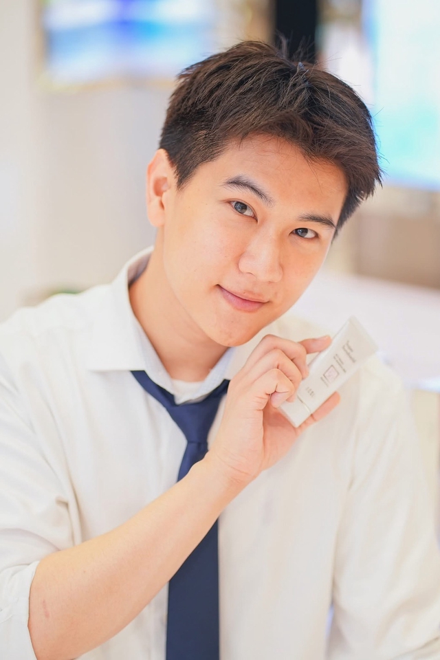 ช่างภาพ รับถ่ายภาพบุคคล ถ่ายรูปโปรไฟล์ รับถ่ายภาพ portrait รับถ่ายภาพสินค้า
