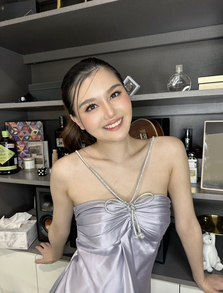 ช่างแต่งหน้า รับแต่งหน้า ช่างแต่งหน้ารับปริญญา แต่งหน้าทำผม รับแต่งหน้าเจ้าสาว ช่างแต่งหน้าเกาหลี