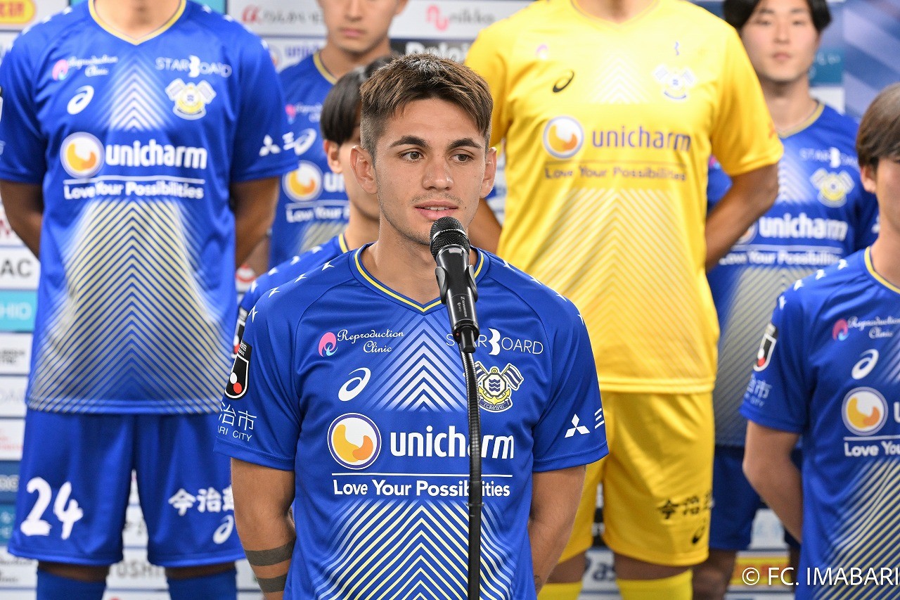 #6　MF　トーマス　モスキオン