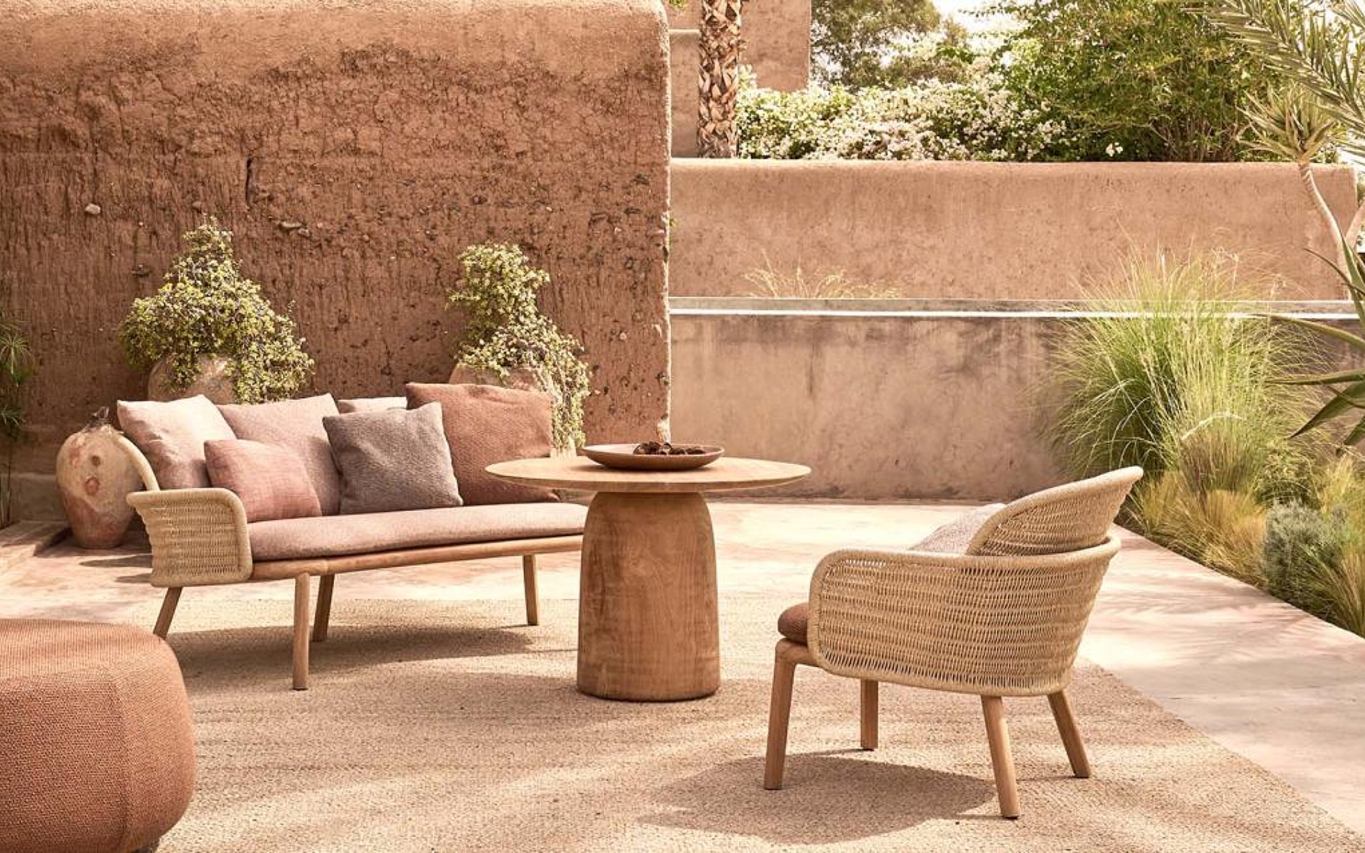 Tribu Dunes low dining table 01