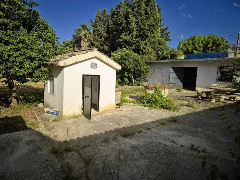 Chalet con Piscina en Venta en Moraleda, Granada - foto 11 de 12 (Moraleda de Zafayona)