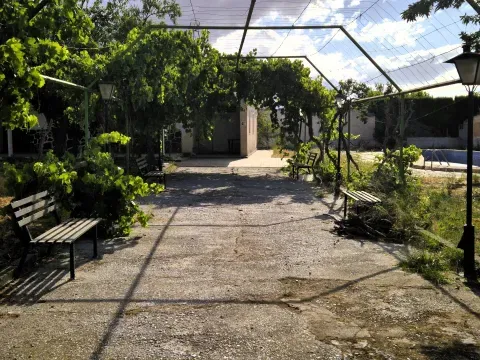 Chalet con Piscina en Venta en Moraleda, Granada - foto 2 de 12 (Moraleda de Zafayona)