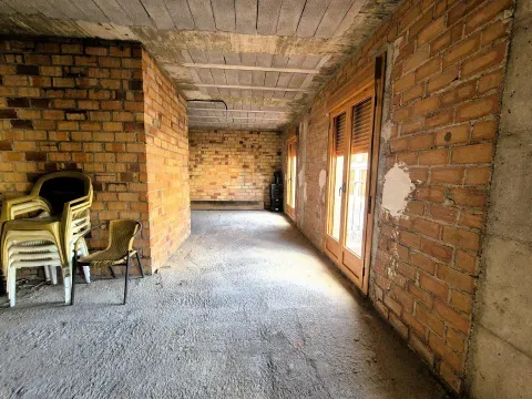 Piso en Venta en Loja de 210 m² con Terraza | 80.000€ - foto 4 de 12 (Loja)