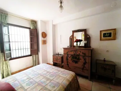 Masía en venta en Loja, Granada | Finca con piscina - foto 7 de 12 (Loja)