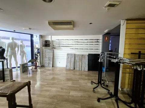 Local Comercial en Venta en Loja, Granada | 118.900 € - foto 8 de 12 (Loja)