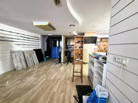 Local Comercial en Venta en Loja, Granada | 118.900 € - foto 3 de 12 (Loja)