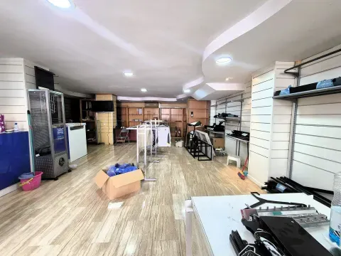 Local Comercial en Venta en Loja, Granada | 118.900 € - foto 4 de 12 (Loja)